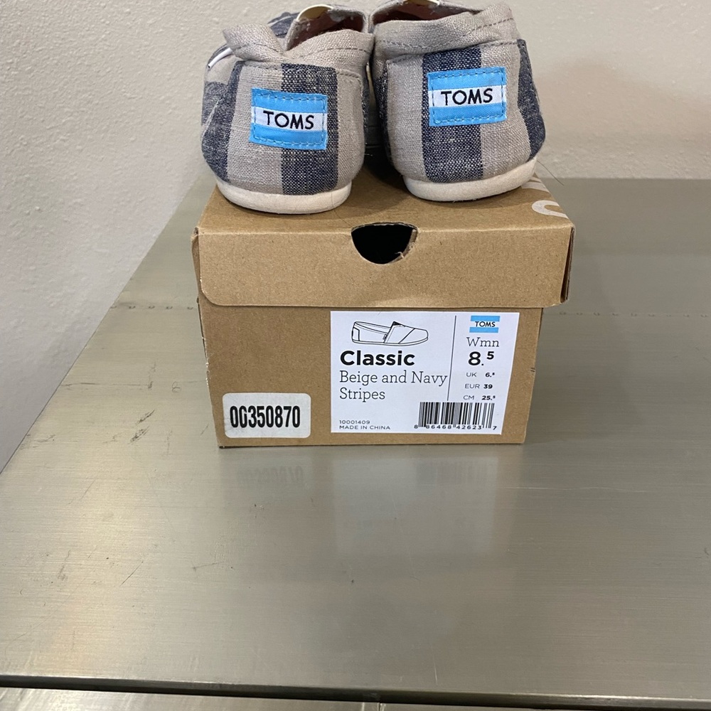 Toms striped shoes - Picture 6 of 8